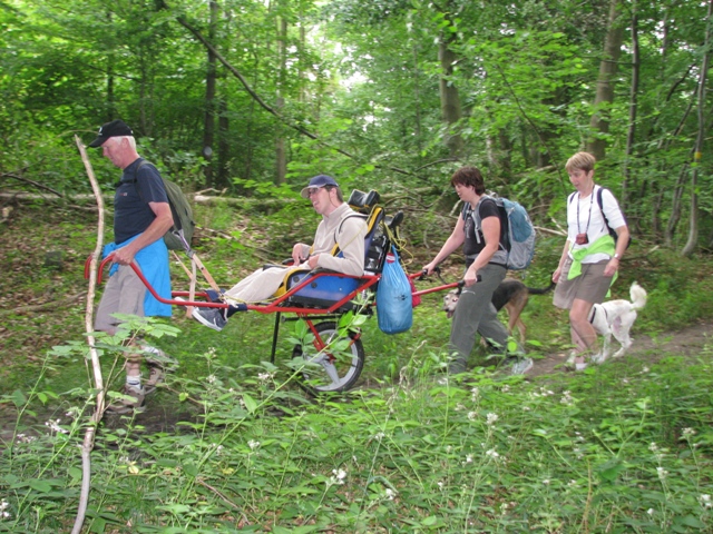 randonnée sportive avec joëlettes, Marche-les-Dames, 2012